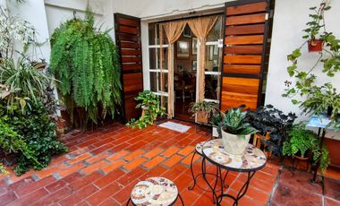 CASA 5 AMB JARDIN PILETA Y COCHERA - V. BALLESTER