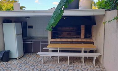 VENTA DEPTO 2AMB COCHERA PILETA 2 BALCONES ADROGUE