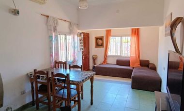 VENTA CASA CON PILETA JARDIN MORENO APTO CREDITO