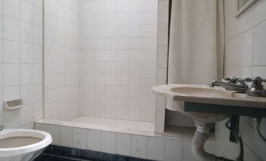 VENTA CASA CON PILETA JARDIN MORENO APTO CREDITO