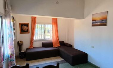 VENTA CASA CON PILETA JARDIN MORENO APTO CREDITO