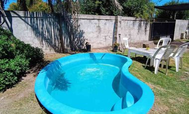 VENTA CASA CON PILETA JARDIN MORENO APTO CREDITO