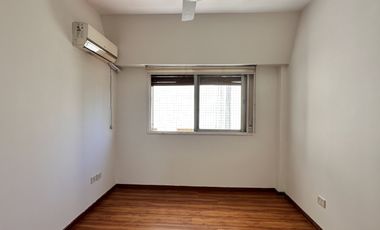 Venta semipiso en Colegiales 3 ambientes con balcón