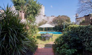 VENTA Casa familiar con jardín y pileta – Vicente