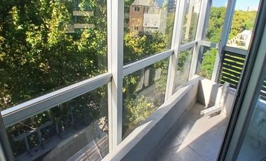 MONOAMBIENTE C/DIVISION.AMENITIES ,A PASOS DEL RIO