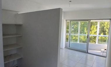 MONOAMBIENTE C/DIVISION.AMENITIES ,A PASOS DEL RIO