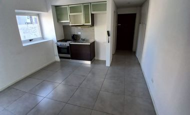 MONOAMBIENTE C/DIVISION.AMENITIES ,A PASOS DEL RIO