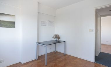 Venta 4 amb con dcia y cochera APTO PROF Vte Lopez