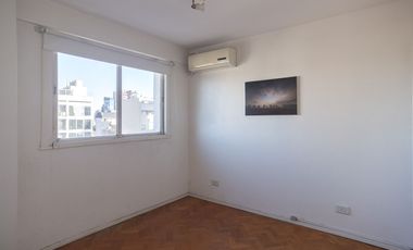 Venta 4 amb con dcia y cochera APTO PROF Vte Lopez