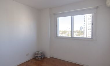 Venta 4 amb con dcia y cochera APTO PROF Vte Lopez