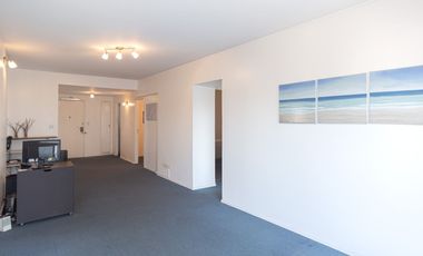 Venta 4 amb con dcia y cochera APTO PROF Vte Lopez