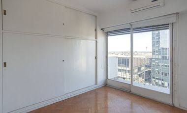 Venta 4 amb con dcia y cochera APTO PROF Vte Lopez