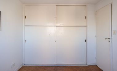 Venta 4 amb con dcia y cochera APTO PROF Vte Lopez