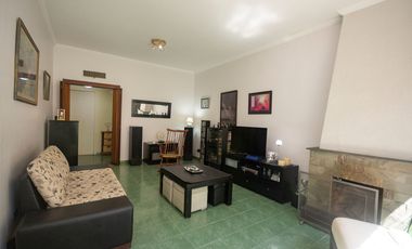 VENTA Casa con Jardín 5 ambientes, Olivos Golf