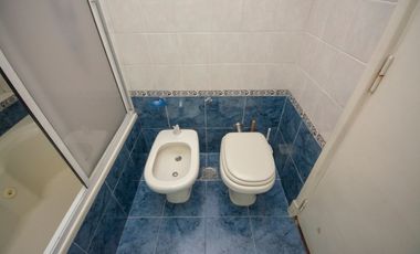 VENTA Casa con Jardín 5 ambientes, Olivos Golf