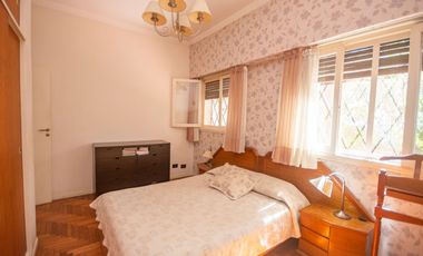 VENTA Casa con Jardín 5 ambientes, Olivos Golf