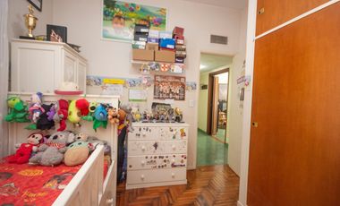 VENTA Casa con Jardín 5 ambientes, Olivos Golf