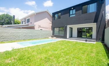 Casa 4 amb. a Estrenar, Bajo de San Isidro