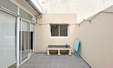 VENTA 2 AMB C/PATIO - CABALLITO - PLAZA IRLANDA