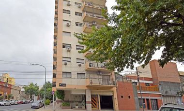 VENTA 2 AMB C/PATIO - CABALLITO - PLAZA IRLANDA