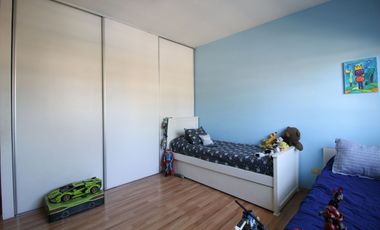 VENTA CASA TRIPLEX 6AMB FLORIDA JARDIN Y PILETA