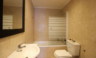 VENTA CASA TRIPLEX 6AMB FLORIDA JARDIN Y PILETA