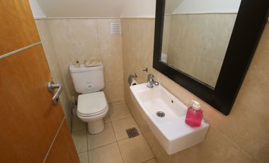 VENTA CASA TRIPLEX 6AMB FLORIDA JARDIN Y PILETA