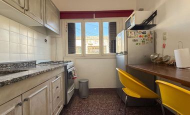VENTA CASA 5 AMB CON DEPTO 3 AMB SOBRE MISMO LOTE