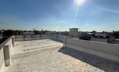 VENTA CASA 5 AMB CON DEPTO 3 AMB SOBRE MISMO LOTE