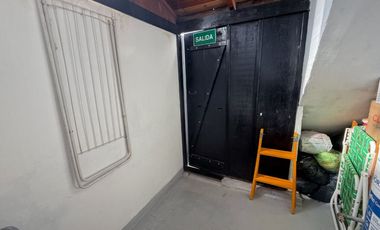 VENTA CASA 5 AMB CON DEPTO 3 AMB SOBRE MISMO LOTE