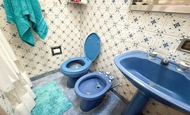 VENTA CASA 5 AMB CON DEPTO 3 AMB SOBRE MISMO LOTE