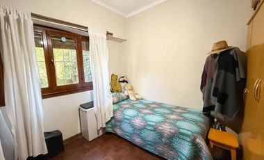 VENTA CASA 5 AMB CON DEPTO 3 AMB SOBRE MISMO LOTE