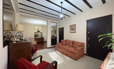 Casa en esquina s/ lote propio, Florida Vte. Lopez