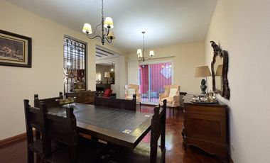 Casa en esquina s/ lote propio, Florida Vte. Lopez
