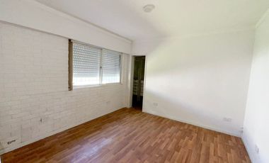 VENTA CASA DON TORCUATO 4 AMB PATIO Y PARRILLA