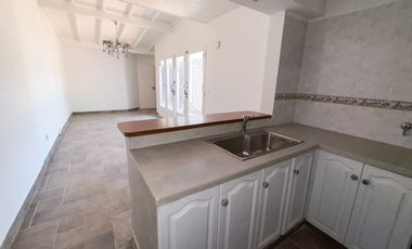 VENTA CASA DON TORCUATO 4 AMB PATIO Y PARRILLA