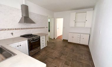 VENTA CASA DON TORCUATO 4 AMB PATIO Y PARRILLA