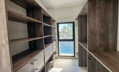 VENTA CASA 4 AMB A ESTRENAR VILLA NUEVA . PERMUTA Y FINANCIA