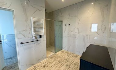 VENTA CASA 4 AMB A ESTRENAR VILLA NUEVA . PERMUTA Y FINANCIA