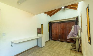 VENTA CASA 3 AMB EN HURLINGHAM C/ JARDÍN Y GARAGE