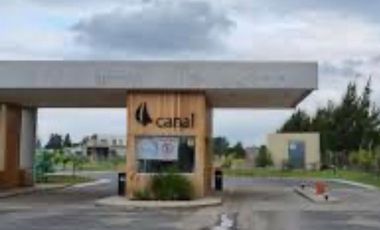 VENTA CASA 5 AMB A ESTRENAR CON MUELLE PILETA BARRIO CANAL