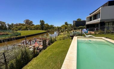 ALQUILER CASA 5 AMB CON MUELLE PROPIO VILLANUEVA