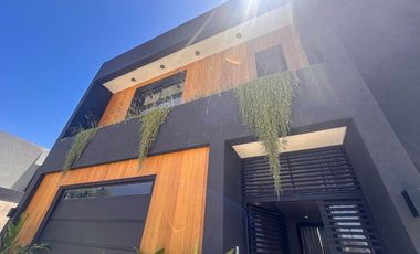 ALQUILER CASA 5 AMB CON MUELLE PROPIO VILLANUEVA