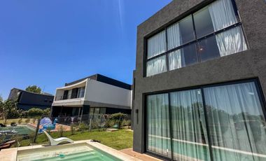 ALQUILER CASA 5 AMB CON MUELLE PROPIO VILLANUEVA