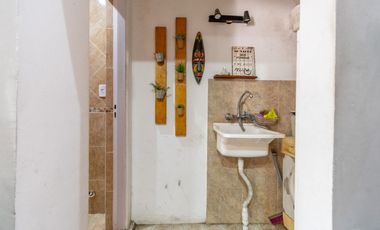Venta PH 3 ambientes con patio en Caseros
