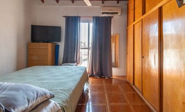 Venta PH 3 ambientes con patio en Caseros