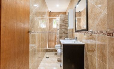 Venta PH 3 ambientes con patio en Caseros