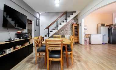 Venta PH 3 ambientes con patio en Caseros