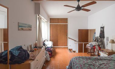 CASA EN VENTA EN FLORIDA SOBRE LOTE DE 450 M2