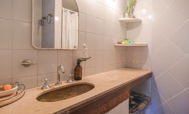 CASA EN VENTA EN FLORIDA SOBRE LOTE DE 450 M2